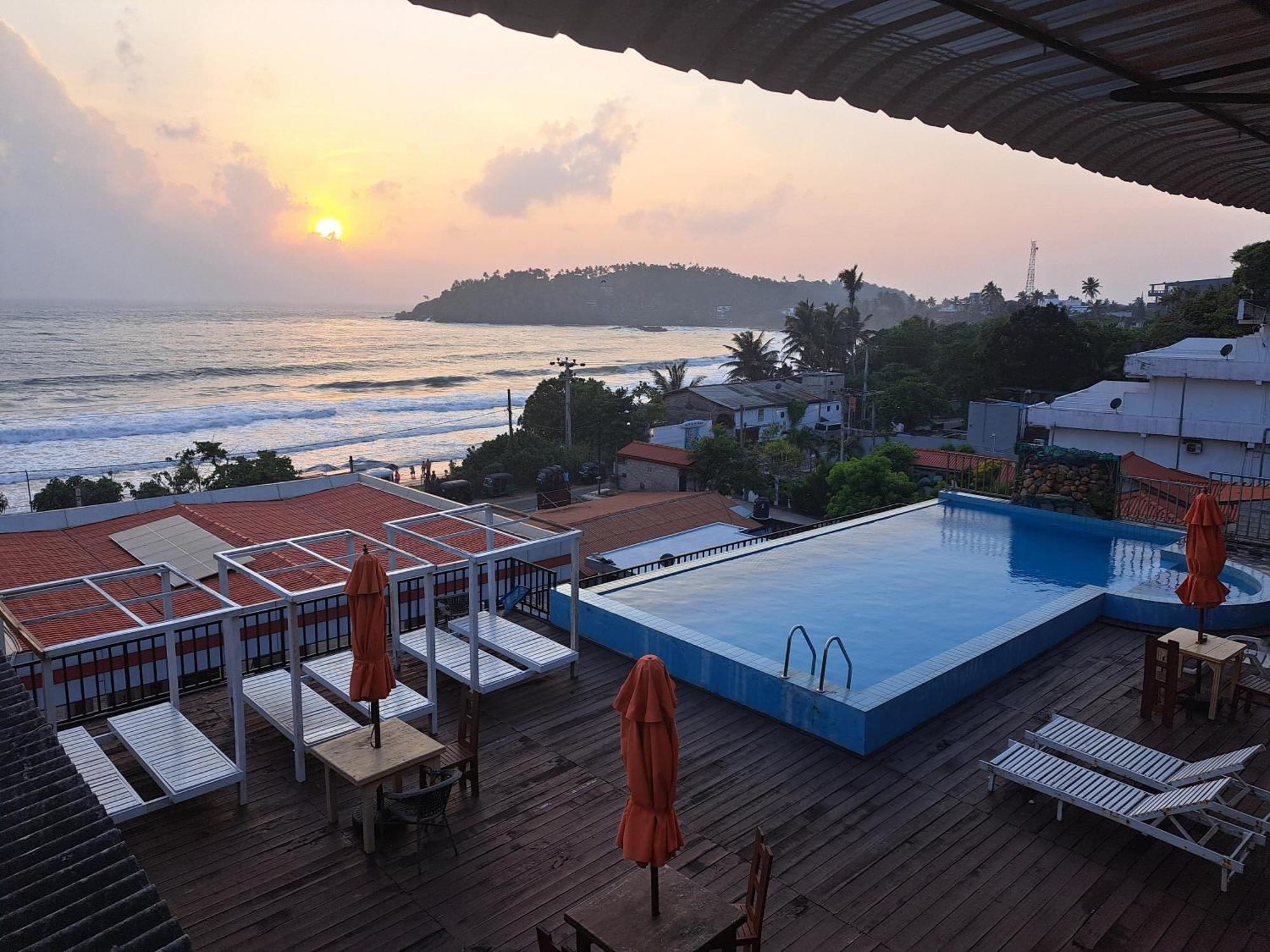 Hotel One World Mirissa Exterior foto